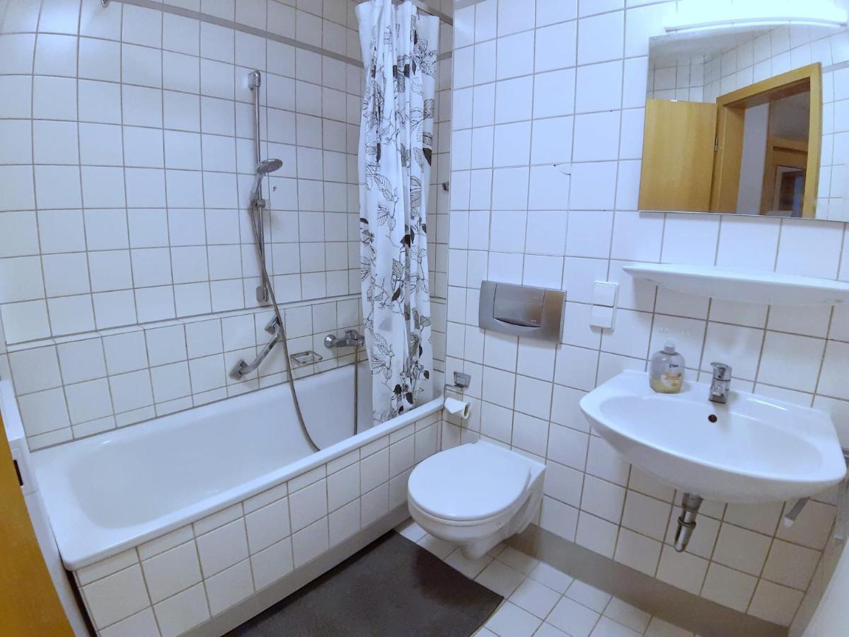 Lea-Apartment, 2 Raum, Balkon Tg Zentral Am Park Leipzig Eksteriør billede