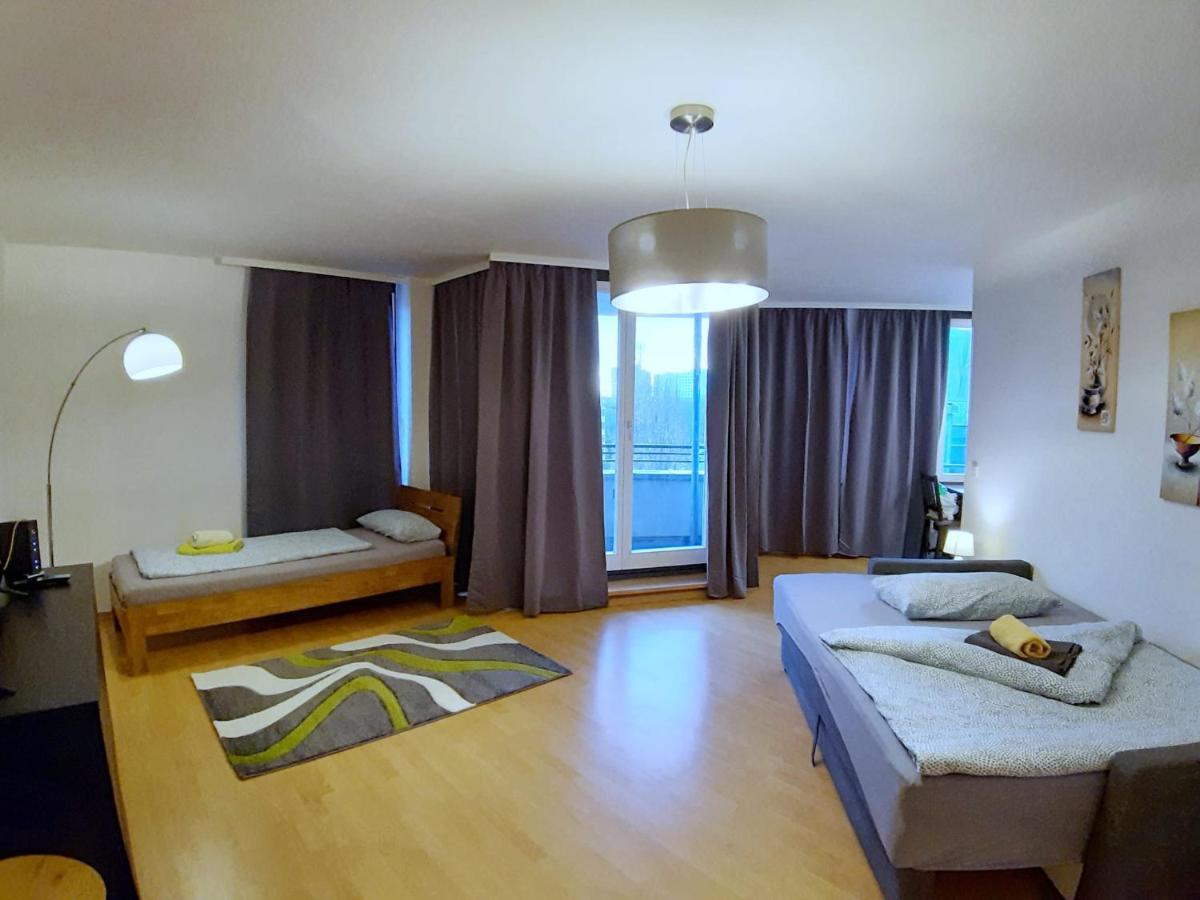 Lea-Apartment, 2 Raum, Balkon Tg Zentral Am Park Leipzig Eksteriør billede